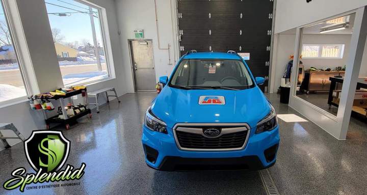 Le luxe d’un service d’esthétique automobile est facilement accessible.